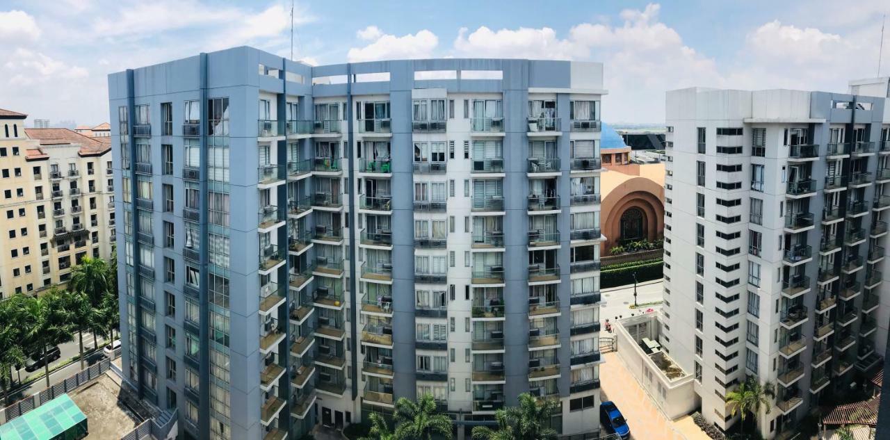 One Palm Tree Villas Across Naia-T3 Manila Eksteriør billede